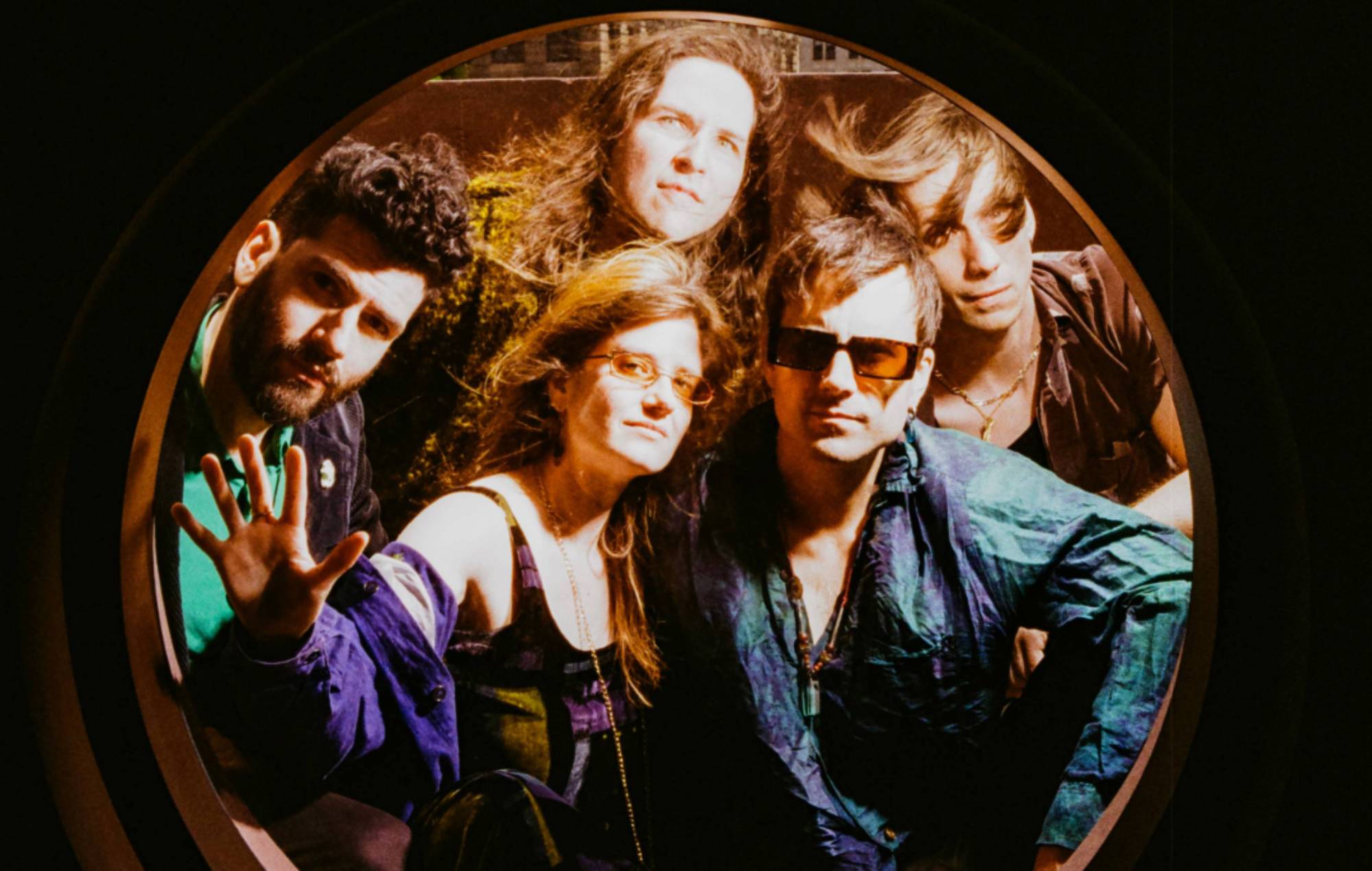 Bodega oznamuje nové album 'All Inside Aquarium' s melodickou titulní skladbou