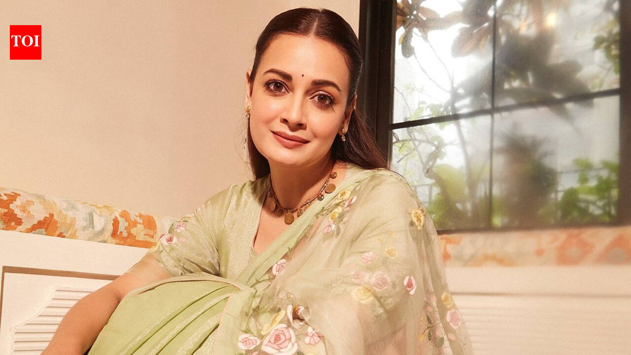 Dia Mirza vzpomíná jako nováček v Bollywoodu na 28hodinové směny bez scénářů: „Seedha 5 picturon mein kaam karne bhej diya“