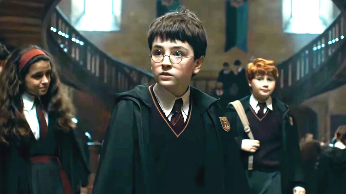 Harry Potter seriál HBO obsazuje Poltergeista (a je dokonalý)