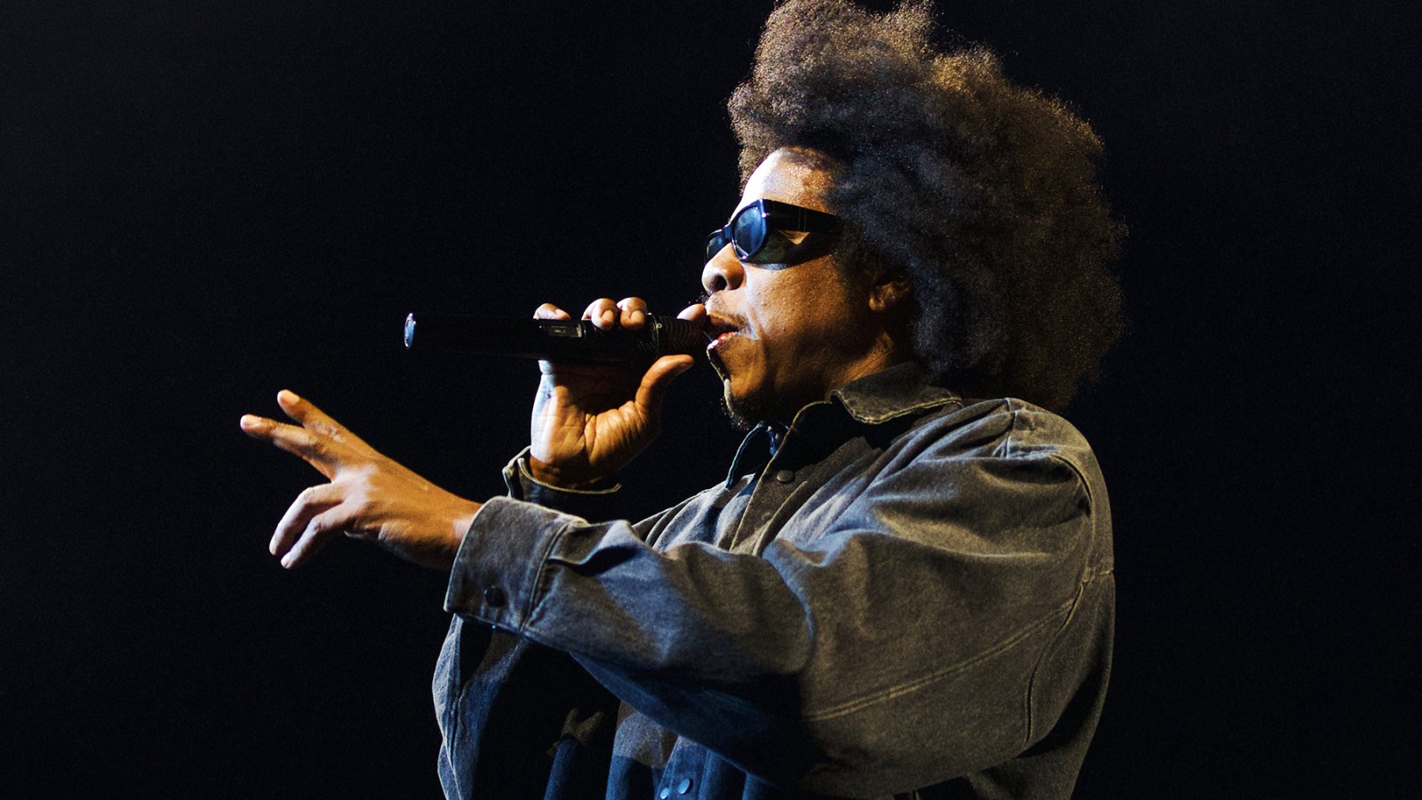 Jay-Z's Roots Picnic Freestyle se zaměřuje na Drakea a jeho vlastní dědictví
