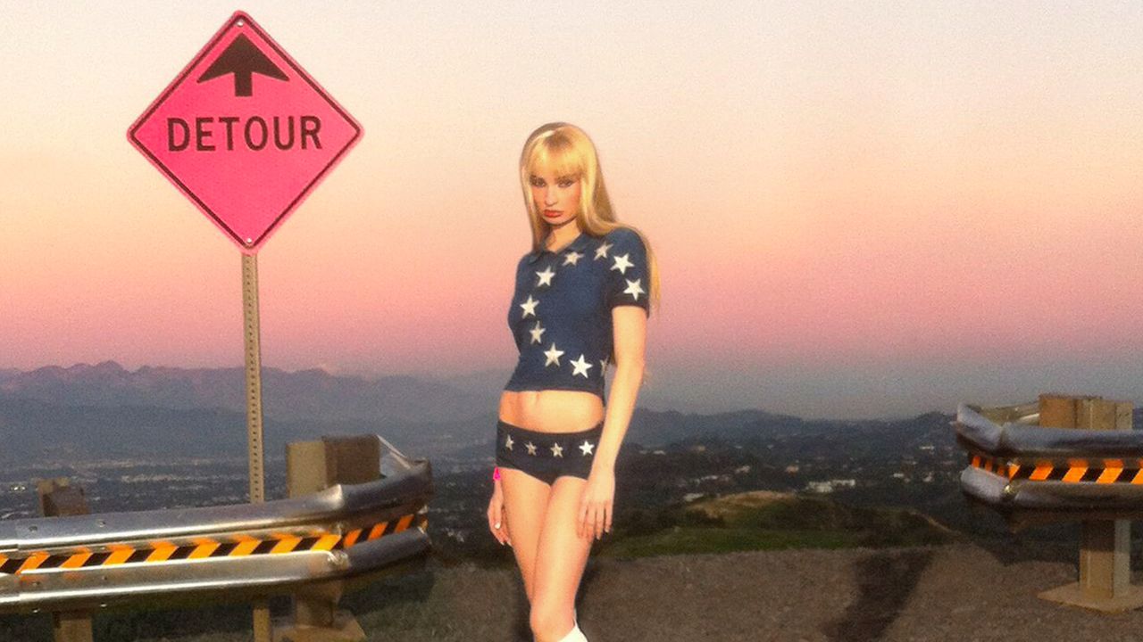 Kim Petras: Recenze alba Detour