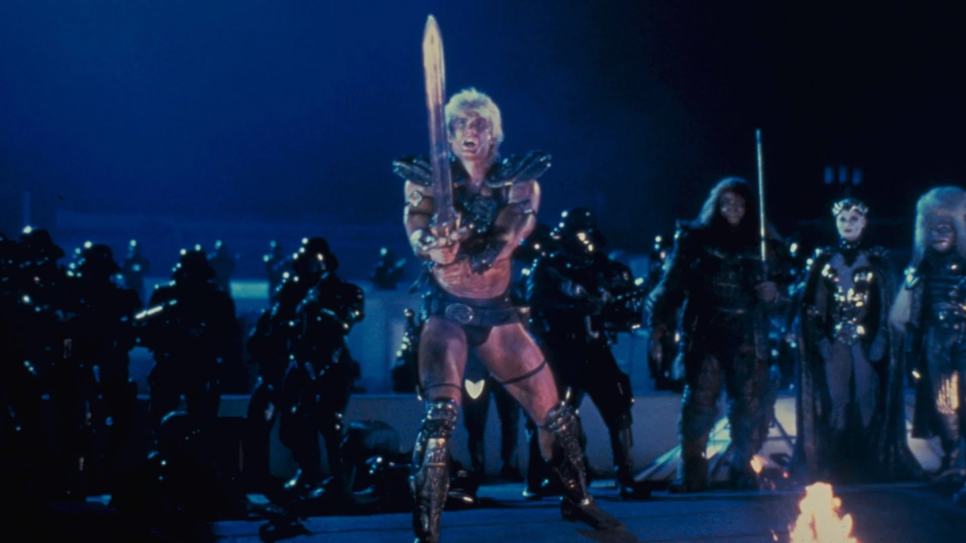 Proč byl film MASTERS OF THE UNIVERSE z roku 1987 nucen opustit Eternii a přivést bitvu na Zemi — GeekTyrant