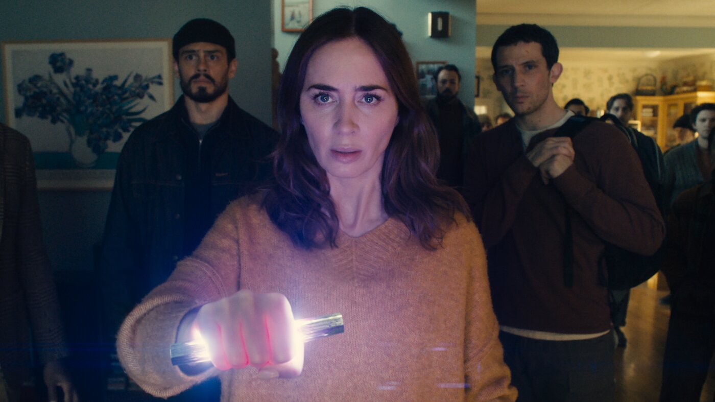 Recenze 'Disclosure Day': Spielberg se vrací na známé mimozemské území: NPR