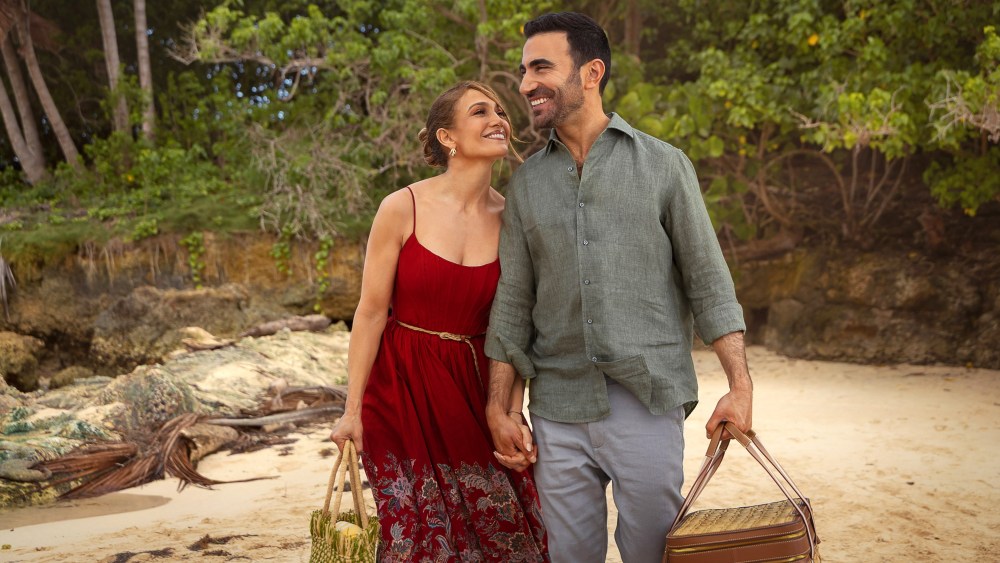 Recenze 'Office Romance': Šťastný návrat Romcom pro Jennifer Lopez