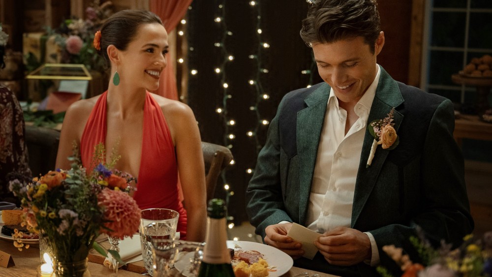 Recenze 'Voicemails for Isabelle': Zoey Deutch a Nick Robinson Spark
