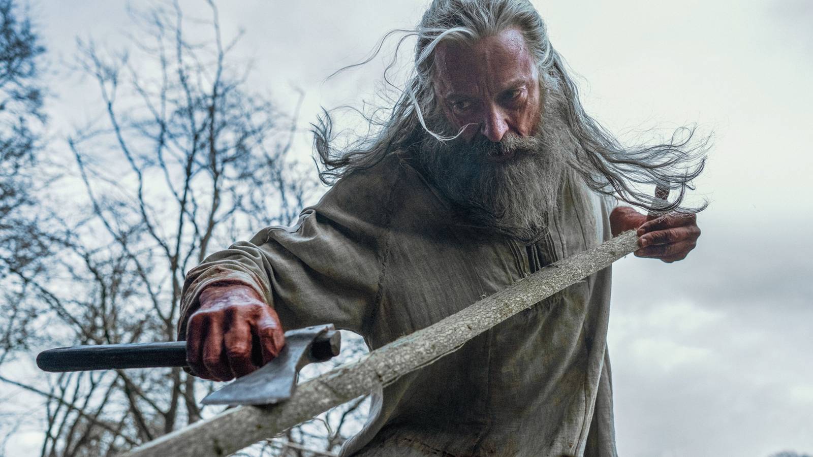 Robin Hood dostává 'Logan' léčbu v prvních reakcích na akční dobrodružný thriller