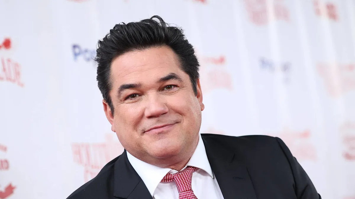 Superman 90. let Dean Cain čelí odporu kvůli vtipu o vzhledu nové supergirl