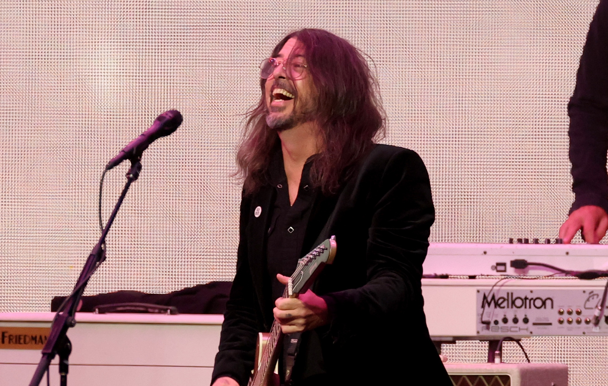 Tady je to, co Foo Fighters zahráli, když zahájili evropské turné 2026 – přivedli zpět 'Marigold' a vyměnili nástroje