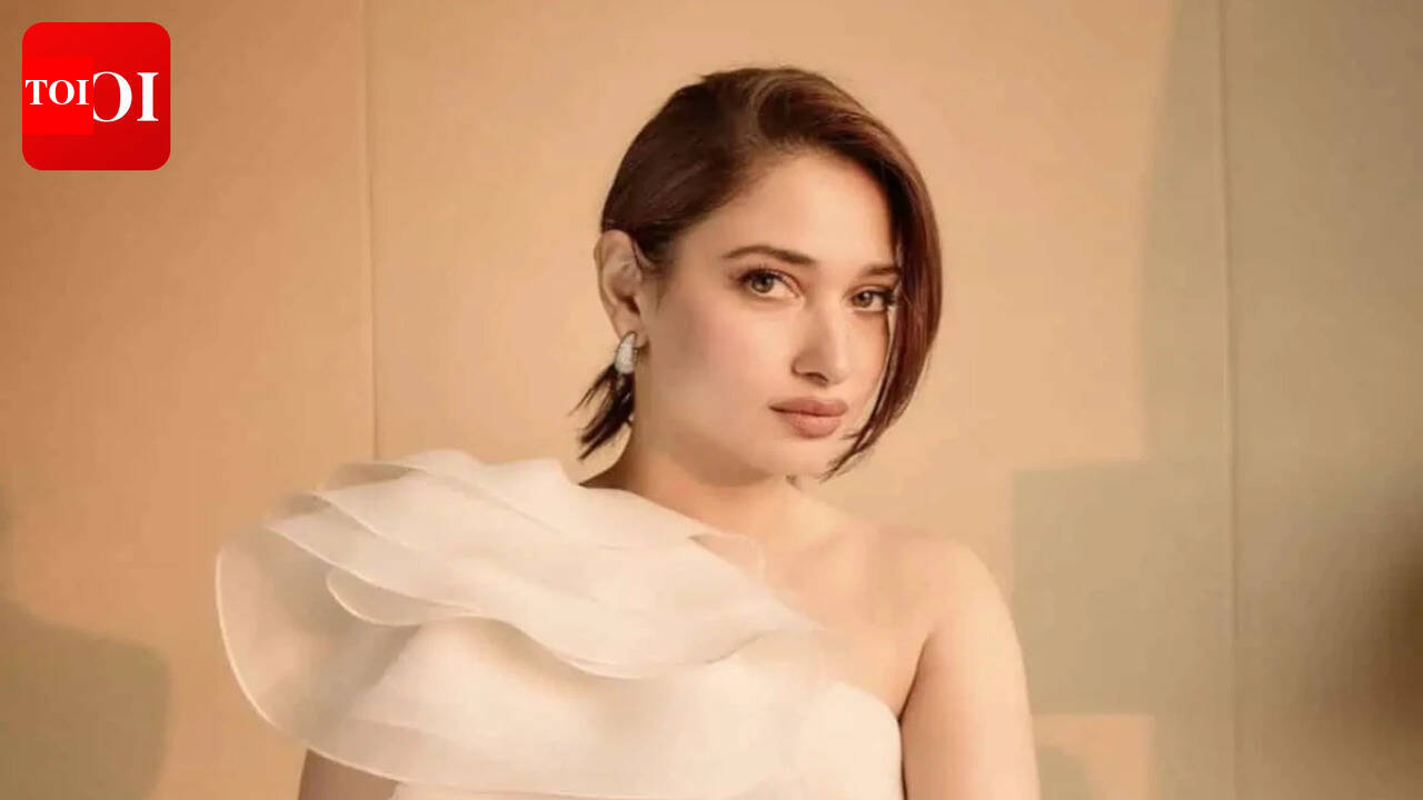 Tamannah Bhatia se otevírá patriarchálnímu „pohledu“ na jihu uprostřed řady „Peddi“ Janhvi Kapoora a odhaluje, proč nenazývá svá taneční čísla „písničkami“: „Není to příliš lichotivé“ |