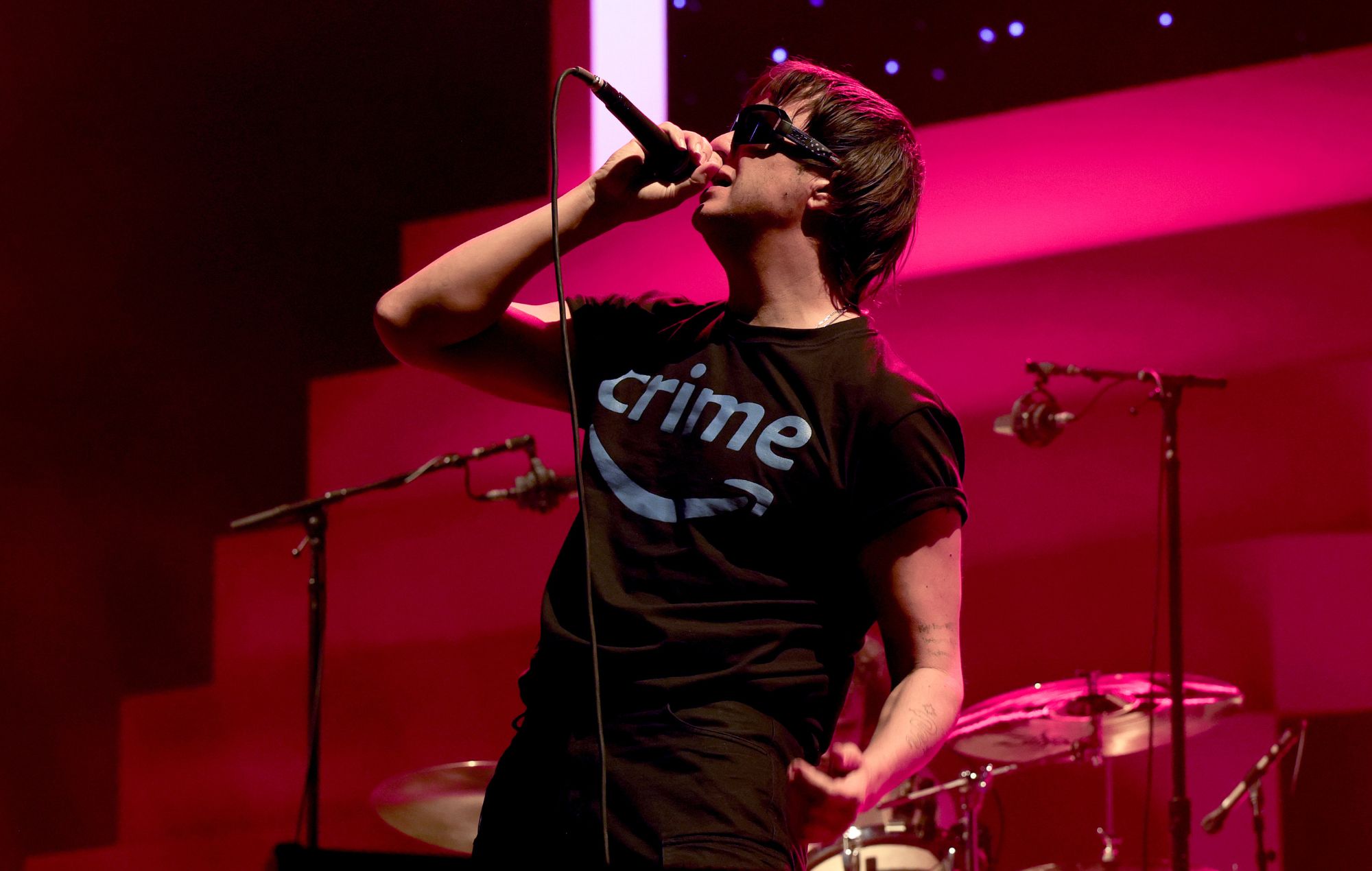 The Strokes odkládají nové album 'Reality Awaits' a oznamují velkou newyorskou show s Beach House a Fcukers