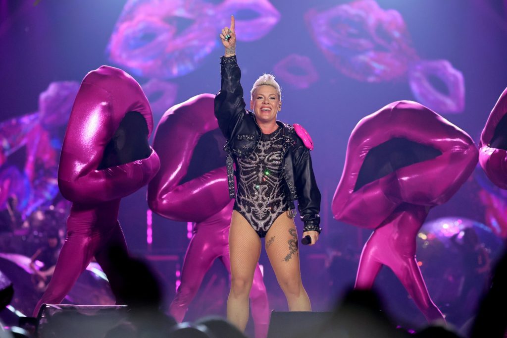 Tony Awards 2026 pro umělce a moderátory