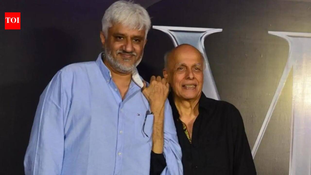 Vikram Bhatt říká, že Mahesh Bhatt se zdržel mluvit o svém případu podvodu ve výši 30 milionů rupií a pobytu ve vězení z TOHOTO důvodu: „Měl jsem jen pět minut mluvit“ | Novinky z hindského filmu